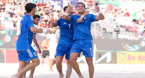 مصر تعقد فرصها في التأهل بالهزيمة أمام إيطاليا بسداسية في مونديال الشاطئية